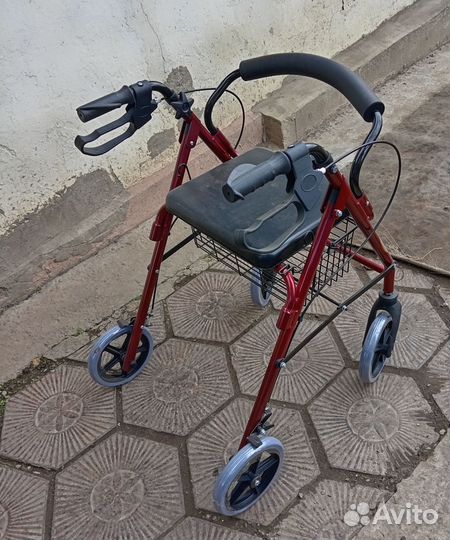 Ходунки-каталка