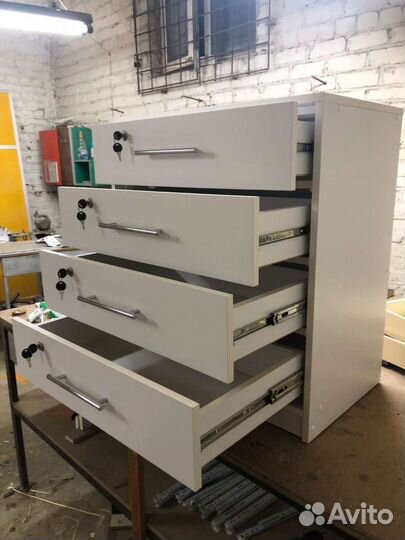 Комод белый