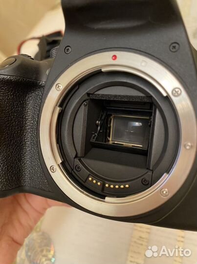 Canon EOS 1200d EF-S 18-55 III KIT(возможен торг)