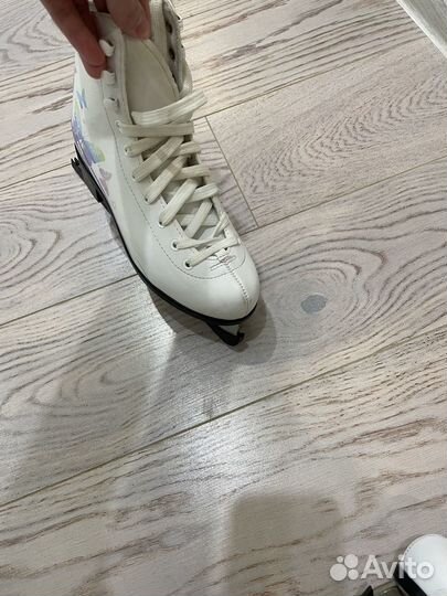 Коньки для девочки 35 размер