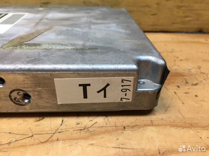 Блок управления двс toyota carina ED
