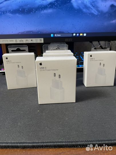 Комплект Сетевой адаптер apple 20w + lighting