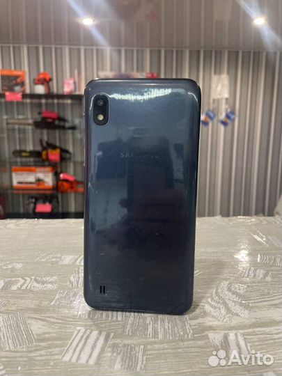 Samsung Galaxy A10, 2/32 ГБ