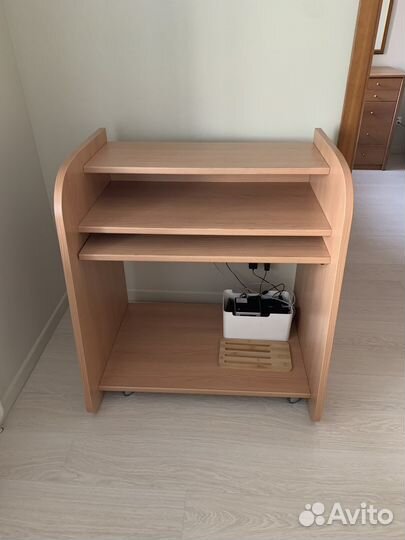 Письменный стол