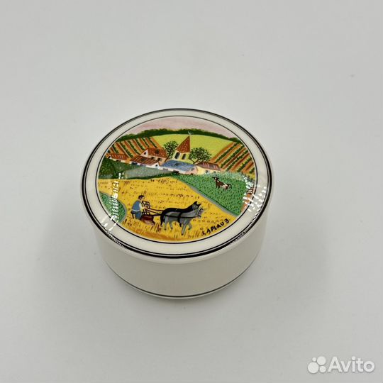 Шкатулка (бонбоньерка) c наивным сельским пейзажем