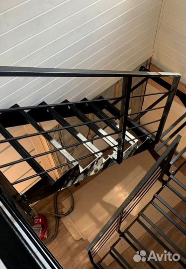 Изготовим лестницу под ключ