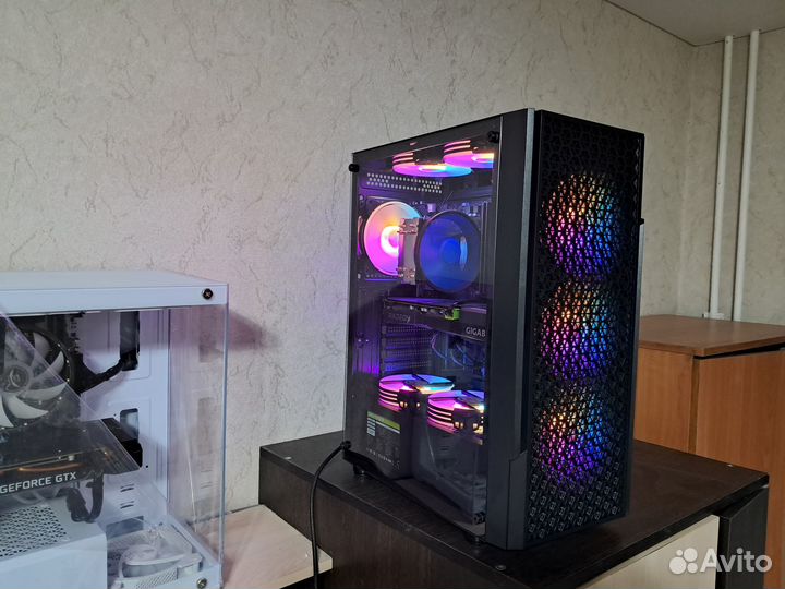 Игровой Пк. Ryzen 7 - 2700x. RX 6600 xt. M.2 512 n