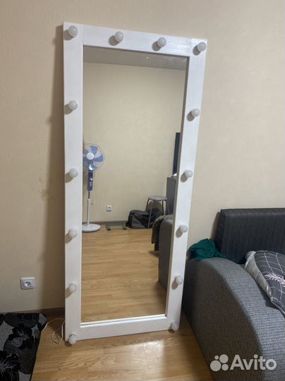 Гримерное зеркало