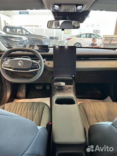 Changan Lamore 1.5 AMT, 2023