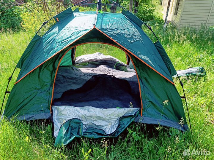 Палатка автоматическая трехместная новая