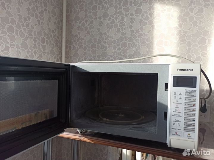 Продам микроволновую печь