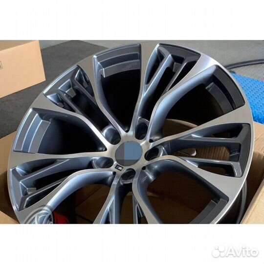 Диски R20 на BMW 599 М стиль