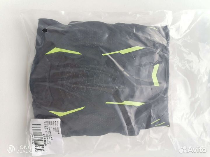 Наколенник защитный