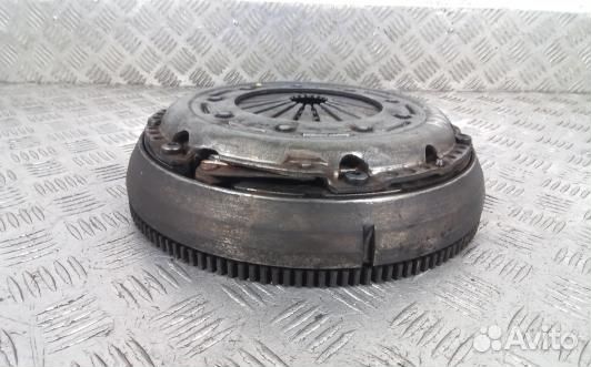 Маховик демпферный дизельный citroen C5 1 (HDN14A4