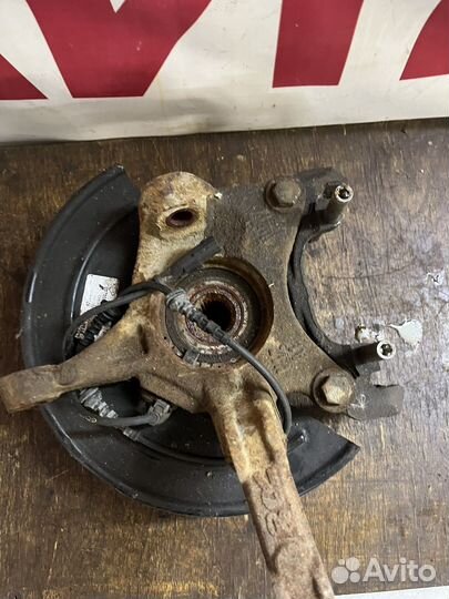 Рено дастер кулак поворотный правый