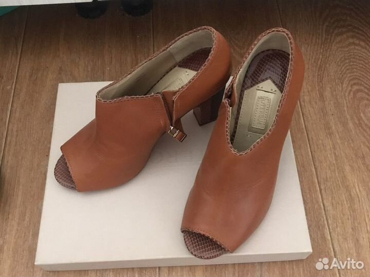 Ботильоны Uterque