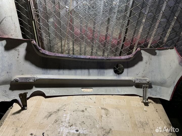 Бампер задний Daihatsu Yrv