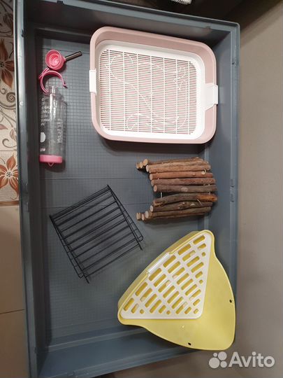 Большая клетка с наполнением