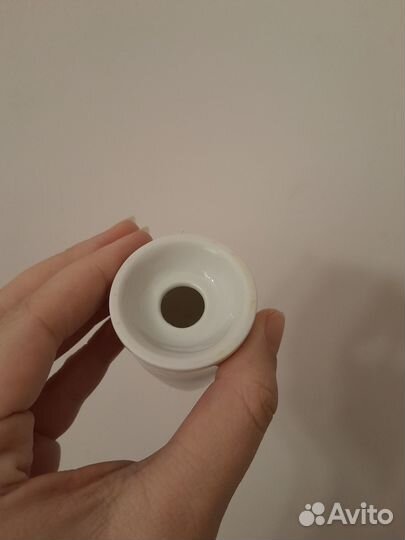 Солонка белая с золотом