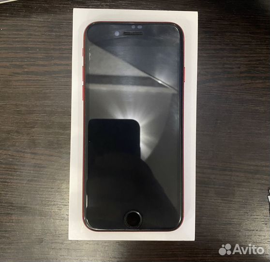 iPhone SE (2020), 64 ГБ