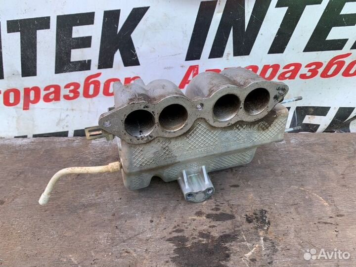 Коллектор впускной LADA Niva 2131