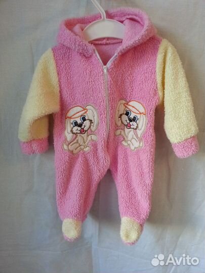 Детские вещи: комбинезоны