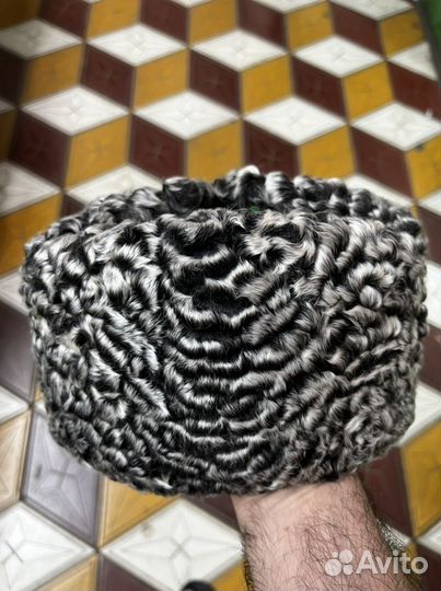 Шапка каракуль