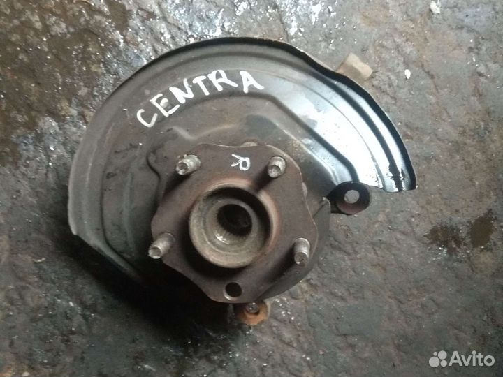 Кулак правый Ниссан Сентра