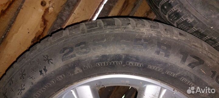 Continental ContiIceContact 4x4 235/65 R17