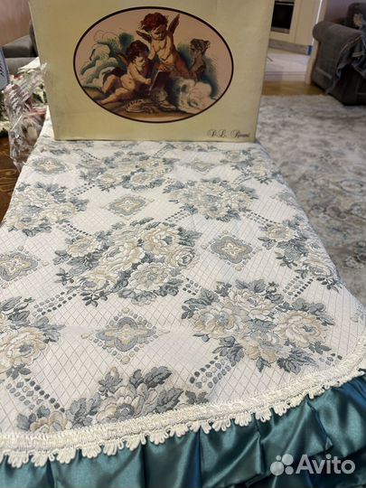 Покрывало на кровать новое