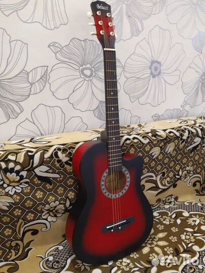 Акустическая гитара