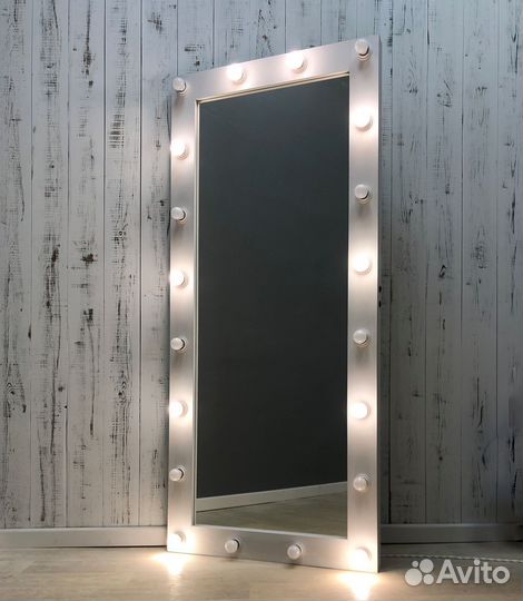 Зеркало с подсветкой