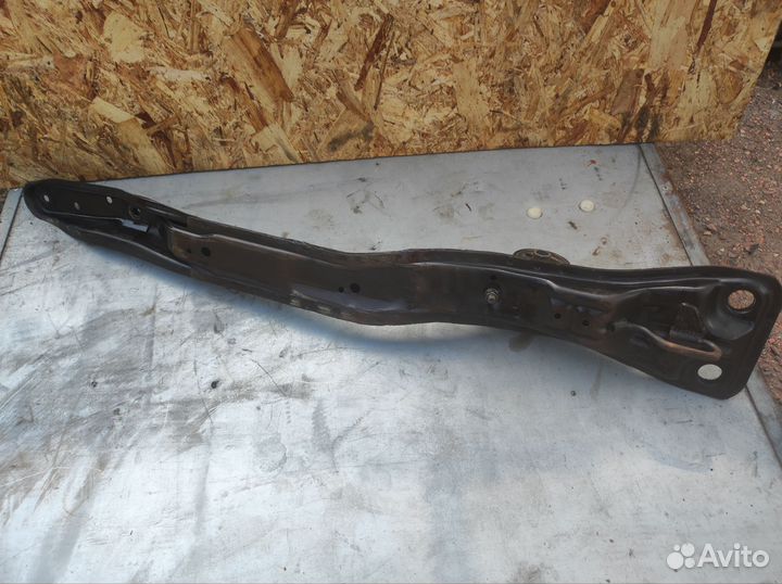 Mitsubishi Legnum Galant балка продольная