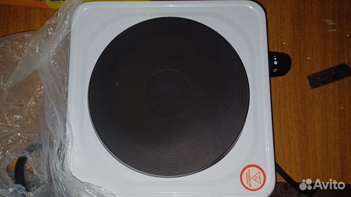 Одноконфорочная плитка,новая