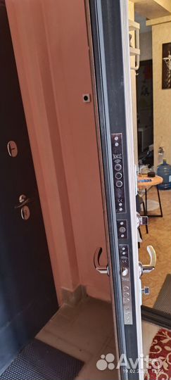 Дверь входная металлическая