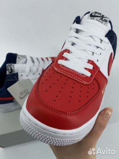 Кроссовки nike