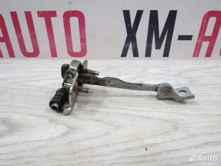 Ограничитель двери задний левый LADA Xray