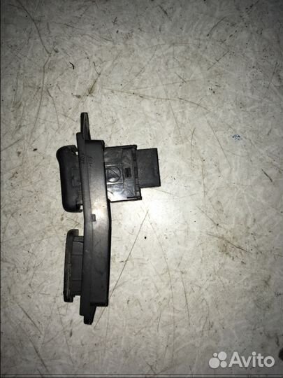 Кнопка Hold AT Subaru Legacy B11 Субару Легаси Б11