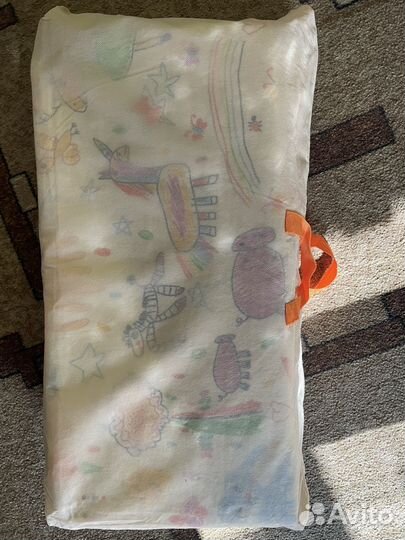 Постельное белье и бортики в кроватку