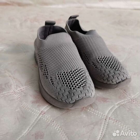 Кроссовки детские