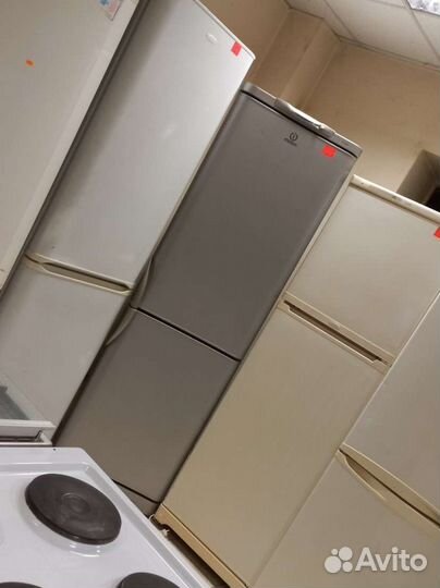 Холодильник бу с доставкой. Самовывоз