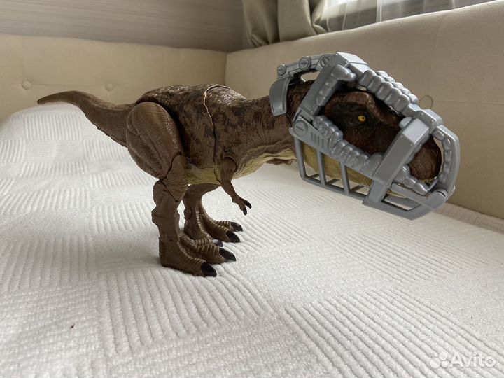 Динозавр тирекс jurassic world