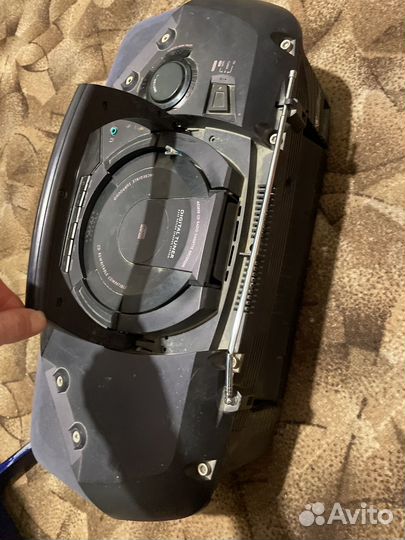 Радиомагнитола Philips