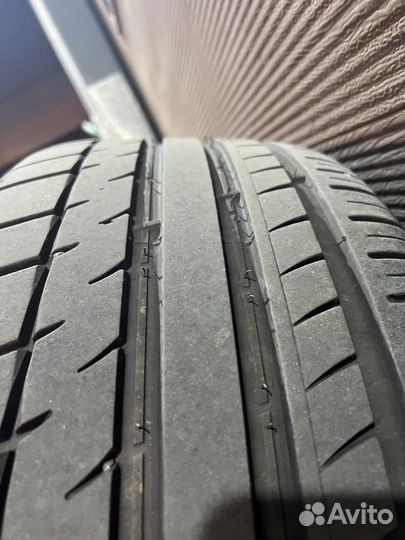 Оригинальные колеса с дисками R20 на Volvo XC90