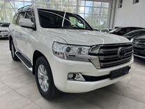 Toyota Land Cruiser 4.5 AT, 2019, 48 741 км, с пробегом, цена 9 190 000 руб.