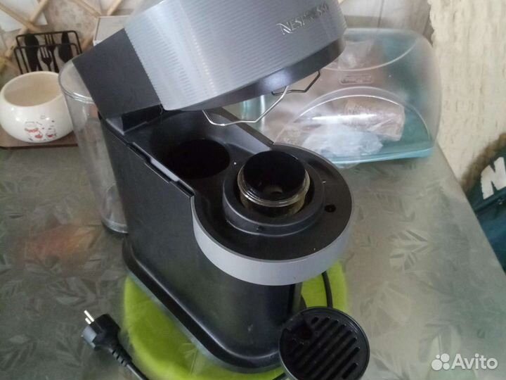 Продам капсульную кофемашину