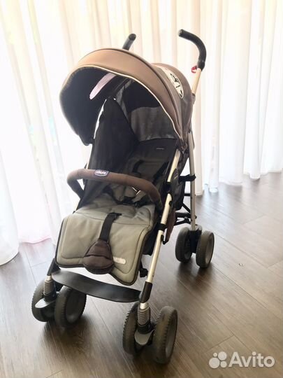 Прогулочная коляска chicco