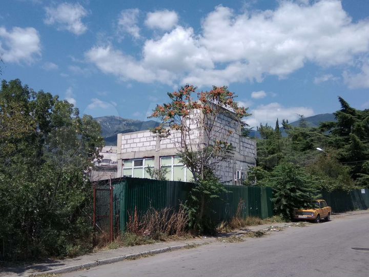 Дом 98 м² на участке 2 сот.