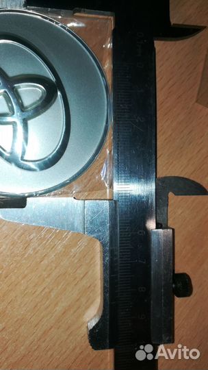 Заглушка центрального Лого Колпак Toyota