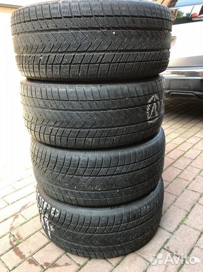 Gripmax Status Pro Winter 245/45 R17